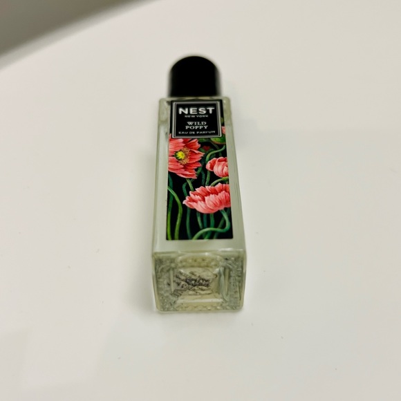 NEW NEST Wild Poppy Mini Eau du Parfum - Picture 8 of 8